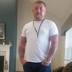 Meet your Posher, Derek